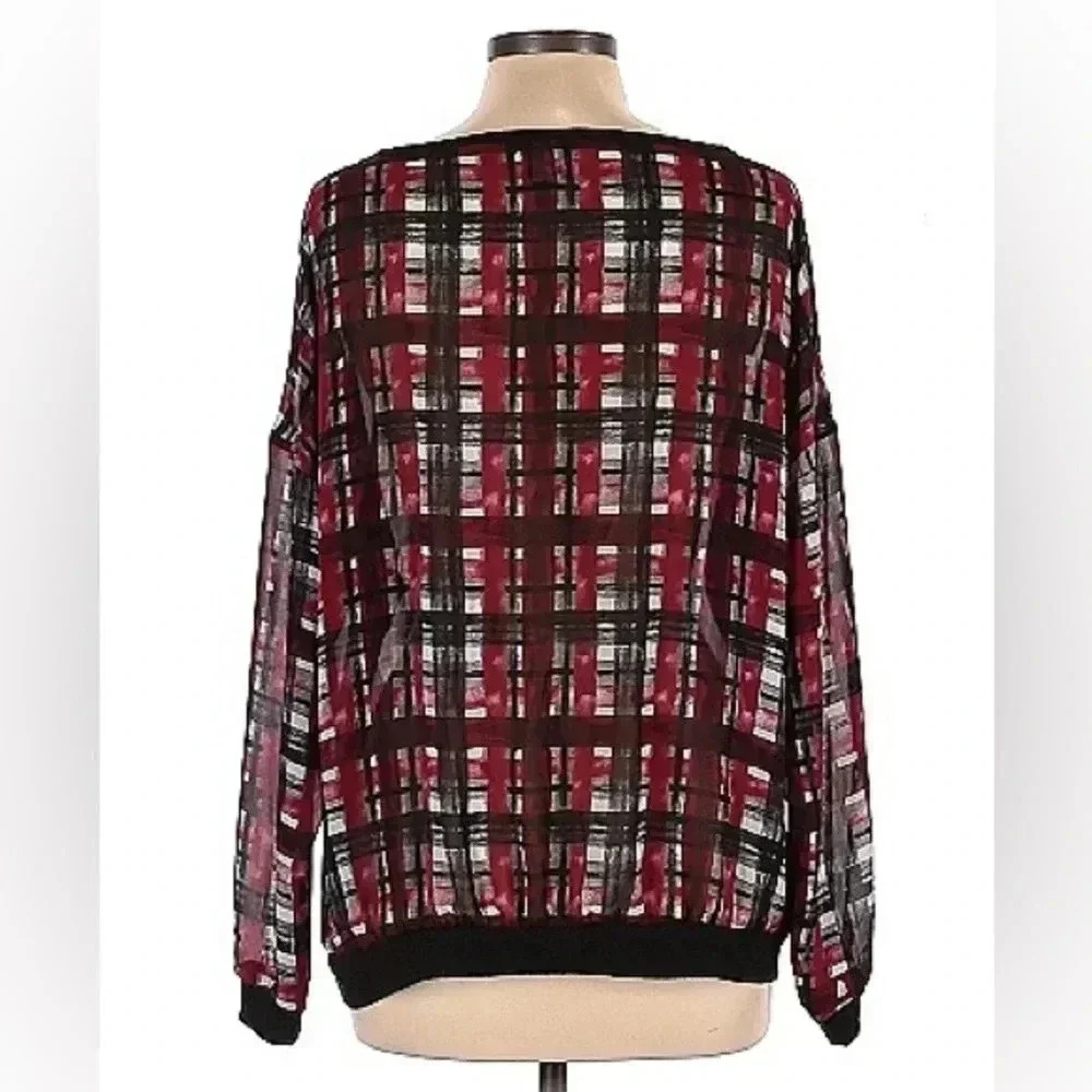 TORRID Red Black Plaid Sheer Long Sleeve Top Womens Plus Size 0 - Picture 2 of 3